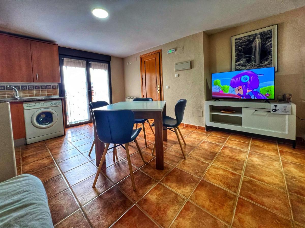 Hostal La Colmena Vicolozano エクステリア 写真