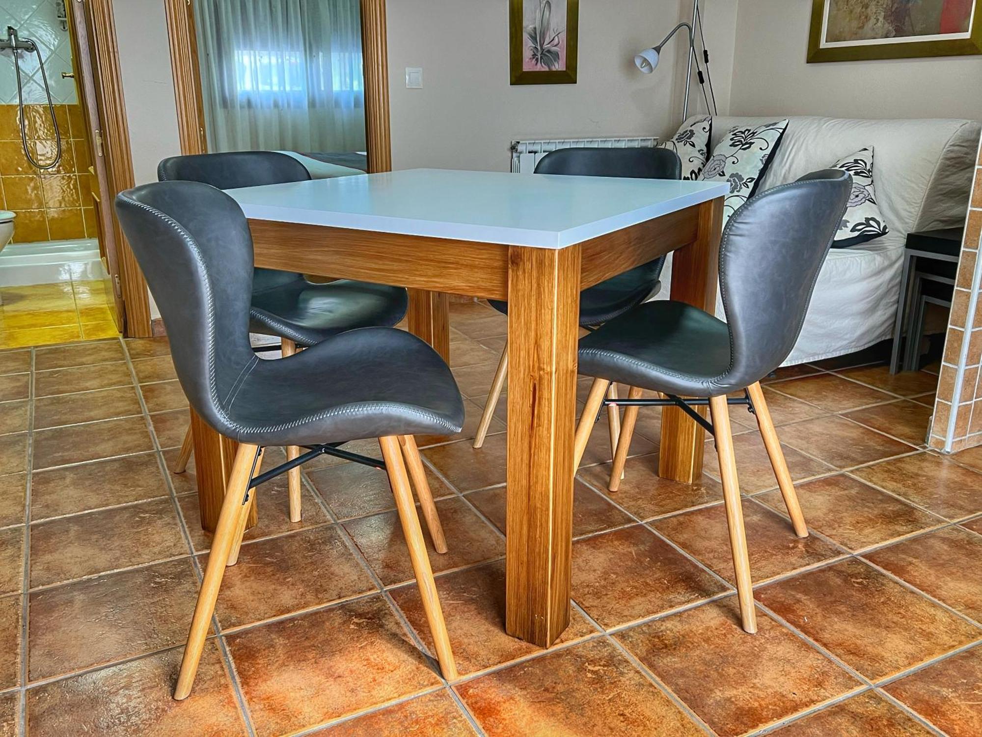 Hostal La Colmena Vicolozano エクステリア 写真